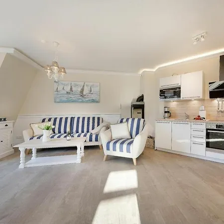 Appartement Strandblick 12 *